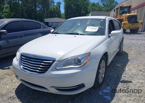 2013 Chrysler 200 Touring from USA, damaged, VIN 1C3CCBBB2DN672878